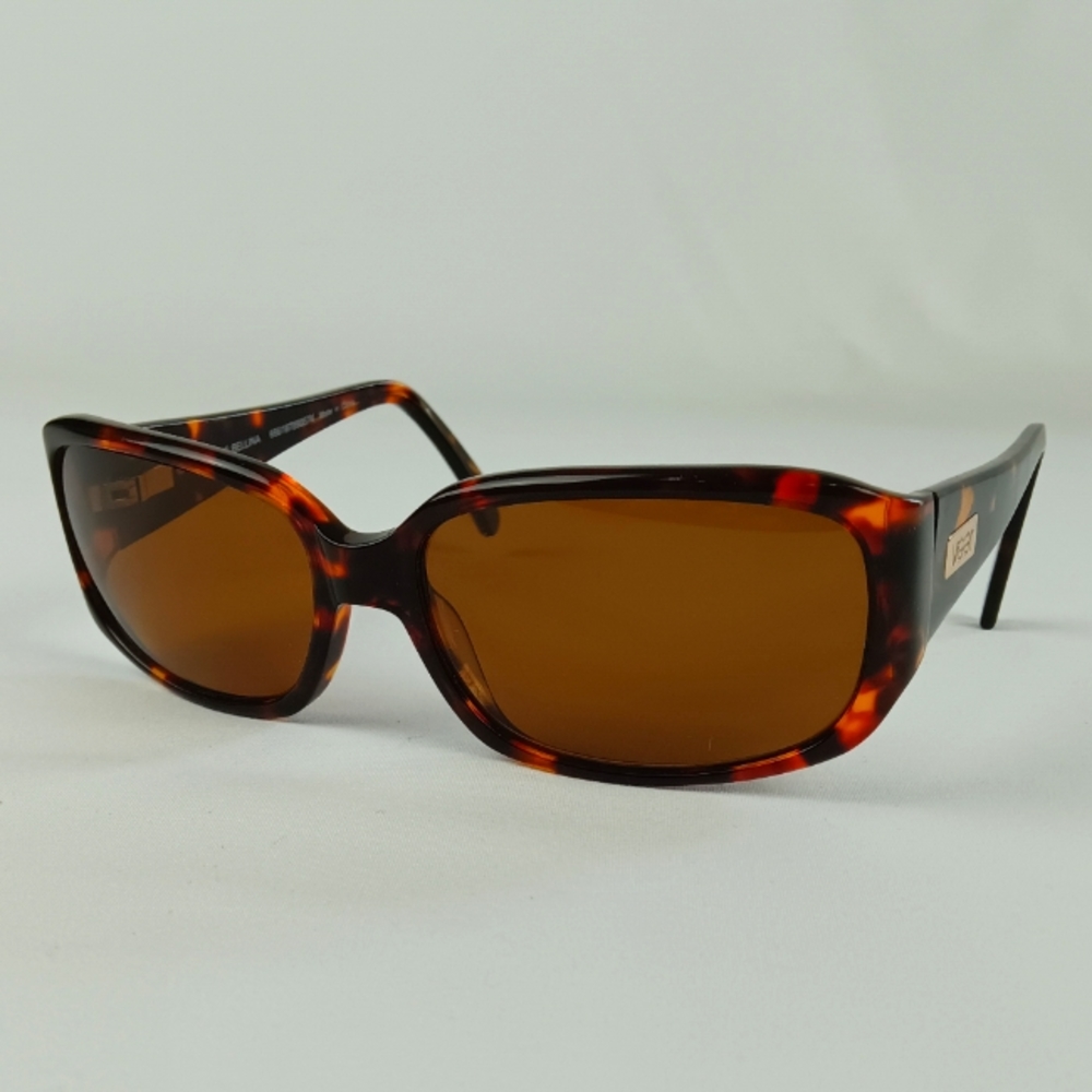Veer Womens Sunglasses.